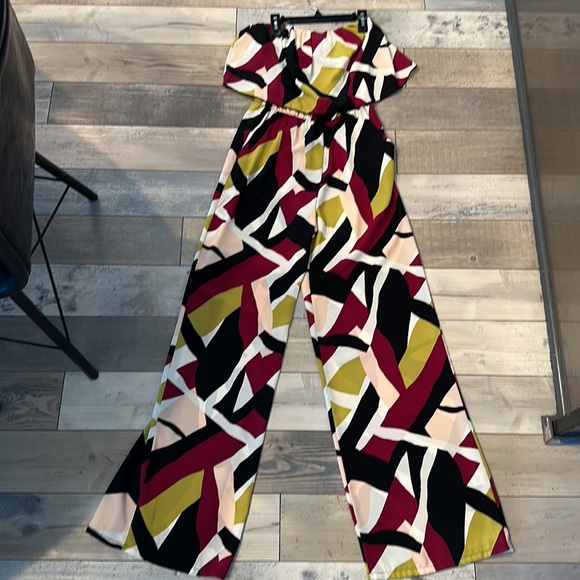 Meghan LA jumpsuit - Picture 3 of 3